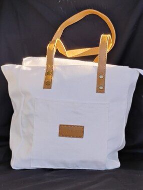 Cozy Earth White & Caramel Resort / Weekend Tote